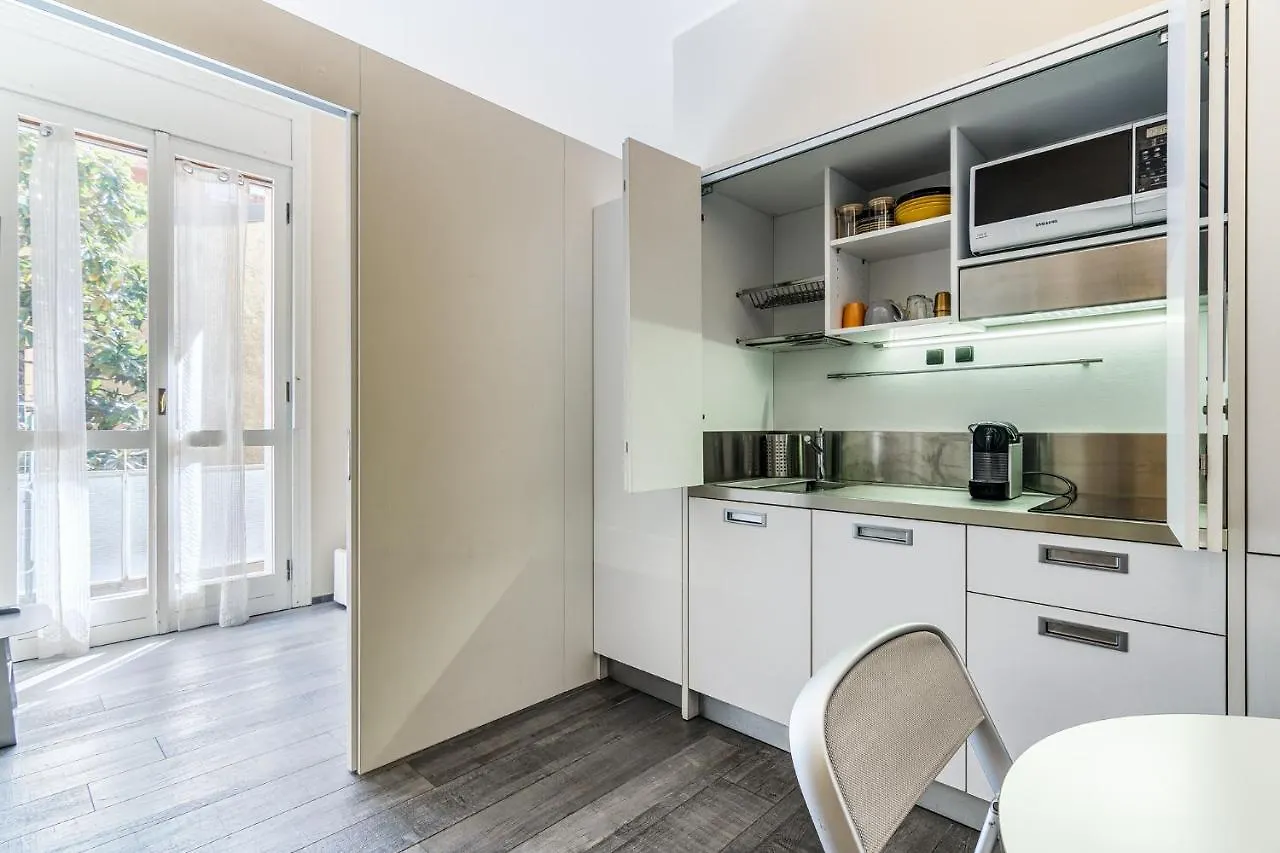 Mora Apartment Милан