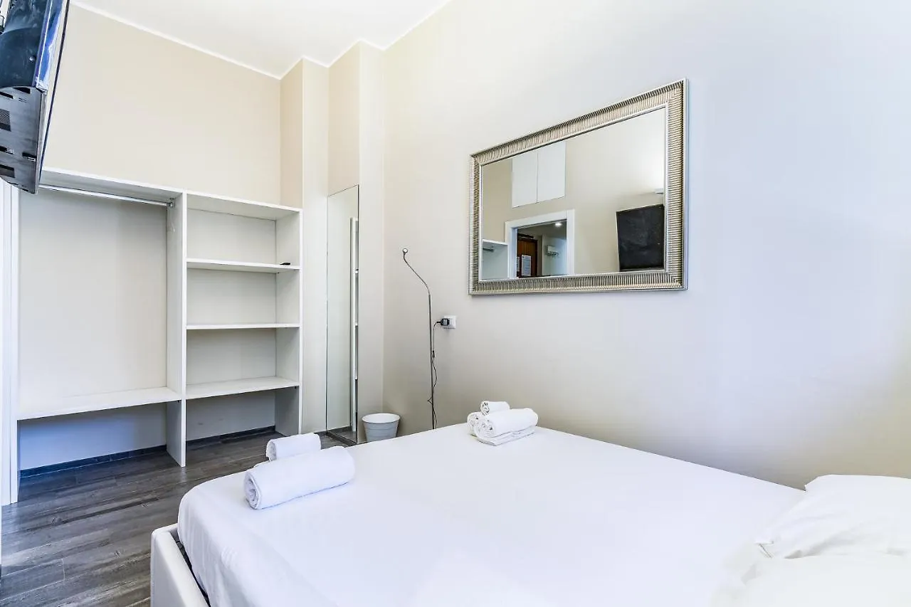 Mora Apartment Милан